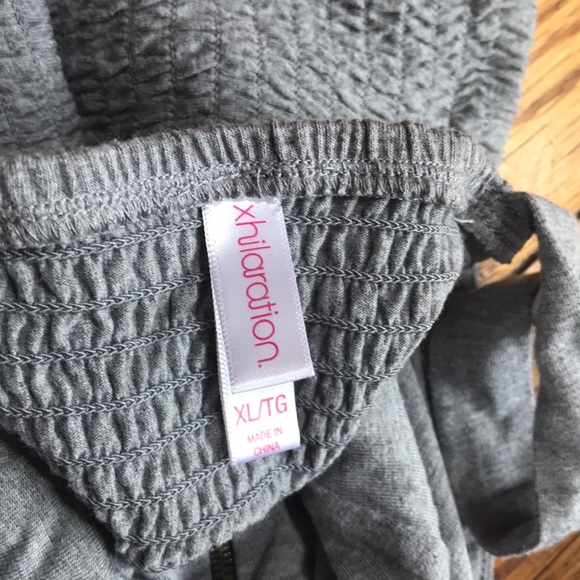 Spring dress - Picture 3 of 3